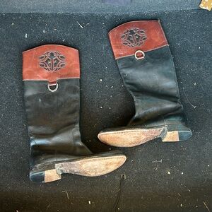 Frye Melissa monogram logo boots 7.5 women’s